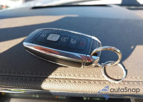 2019 Lincoln Navigator Reserve from USA, damaged, VIN 5LMJJ2LT5KEL25440